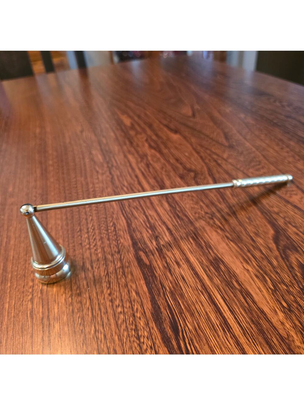 Solid Brass Long Ribbed Handled Candle Snuffer Vintage MCM Pivoting hinge